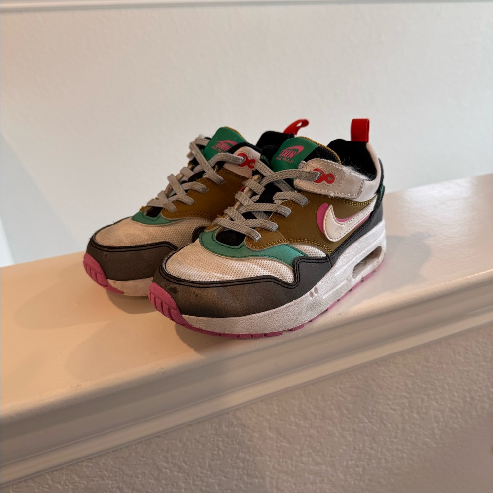 Nike Kids Sneakers in Brown, Green, and Pink - Picture 3 of 5